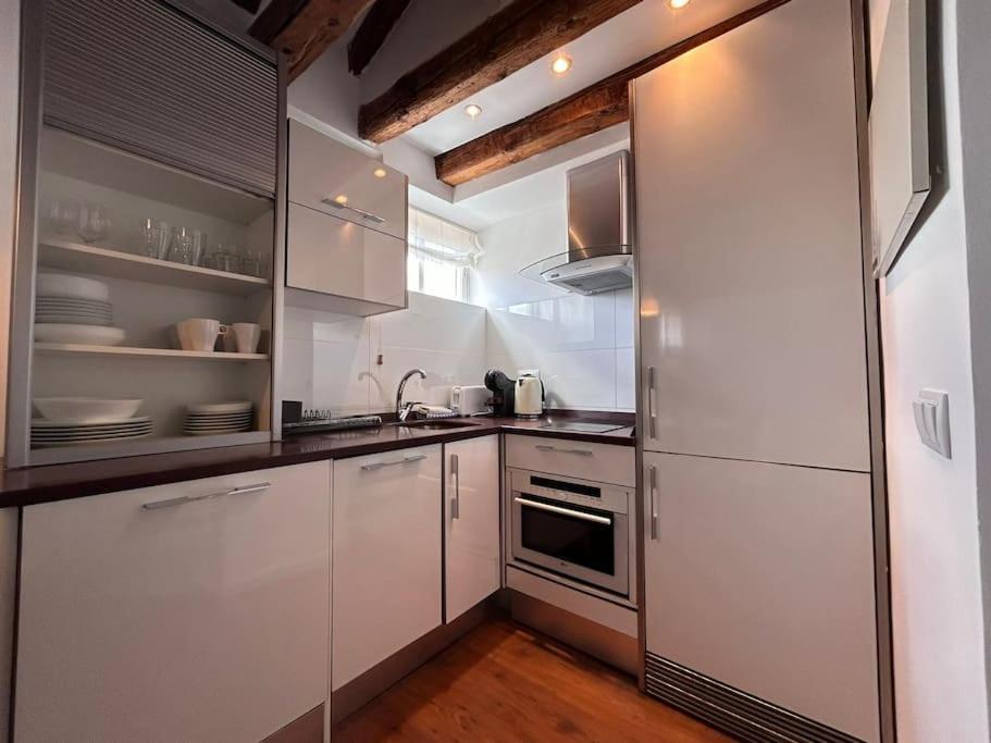 Emblematic Flat In Madrid Central - Arenal Exterior foto